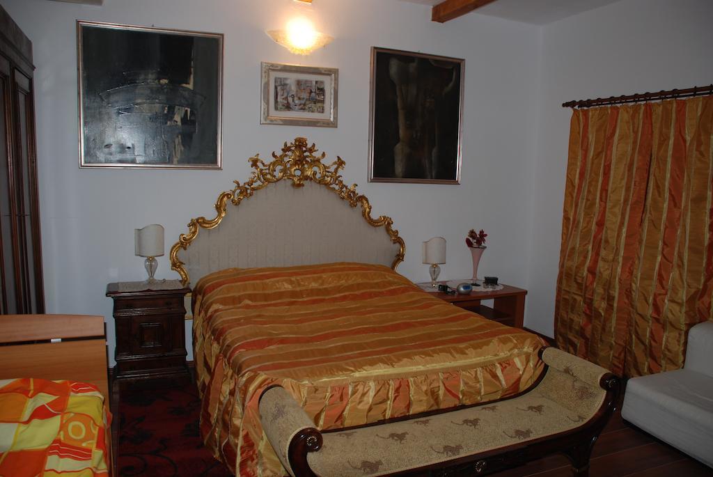 Villa Giulia Islaz الغرفة الصورة
