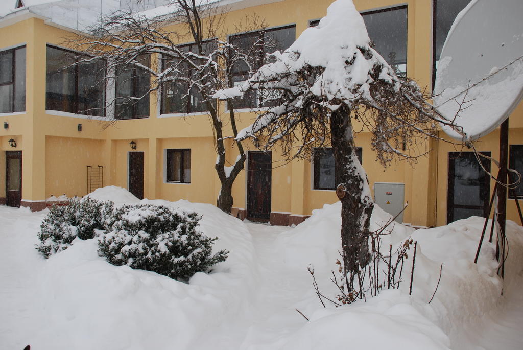 Villa Giulia Islaz المظهر الخارجي الصورة